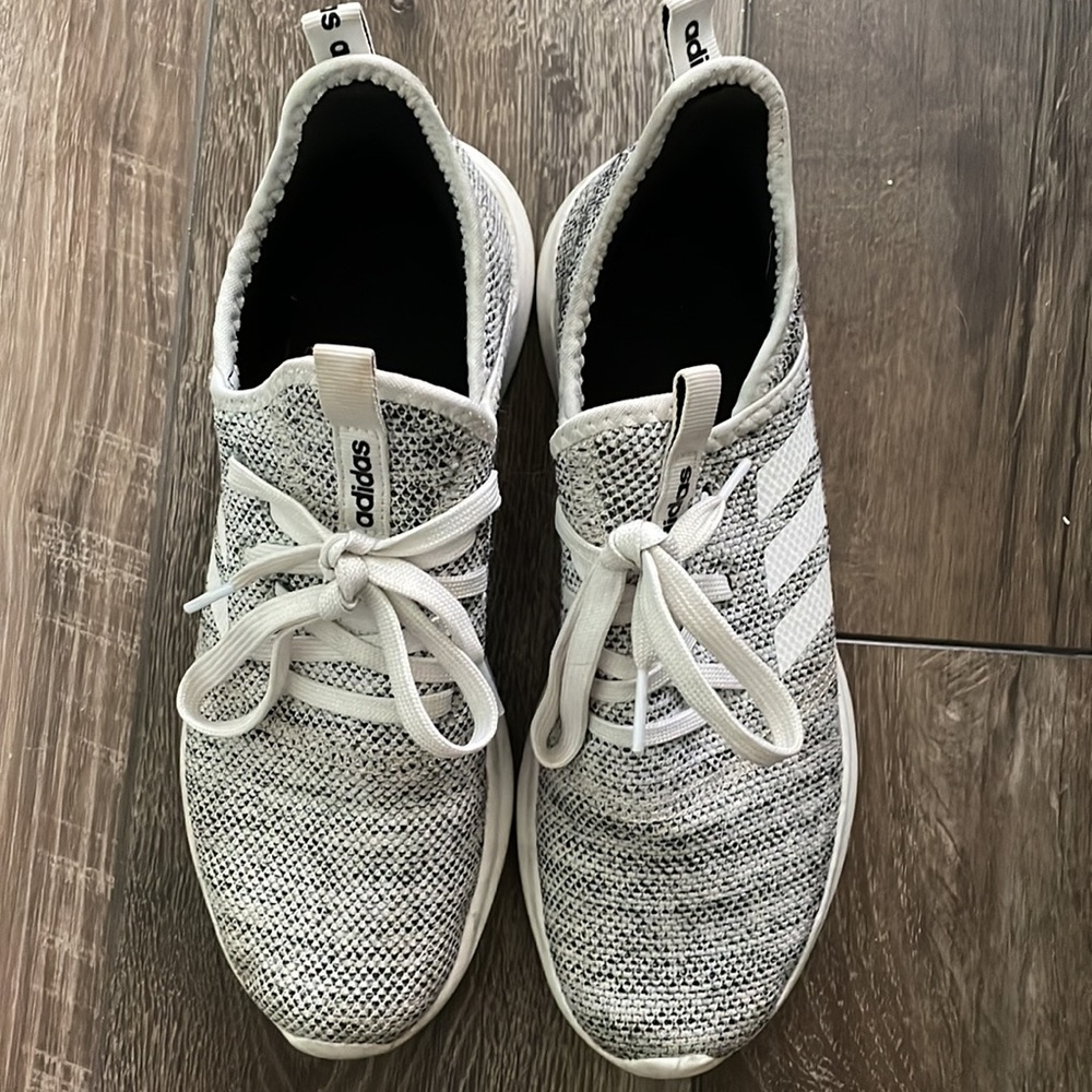 Adidas cloud foam Women’s Sneakers